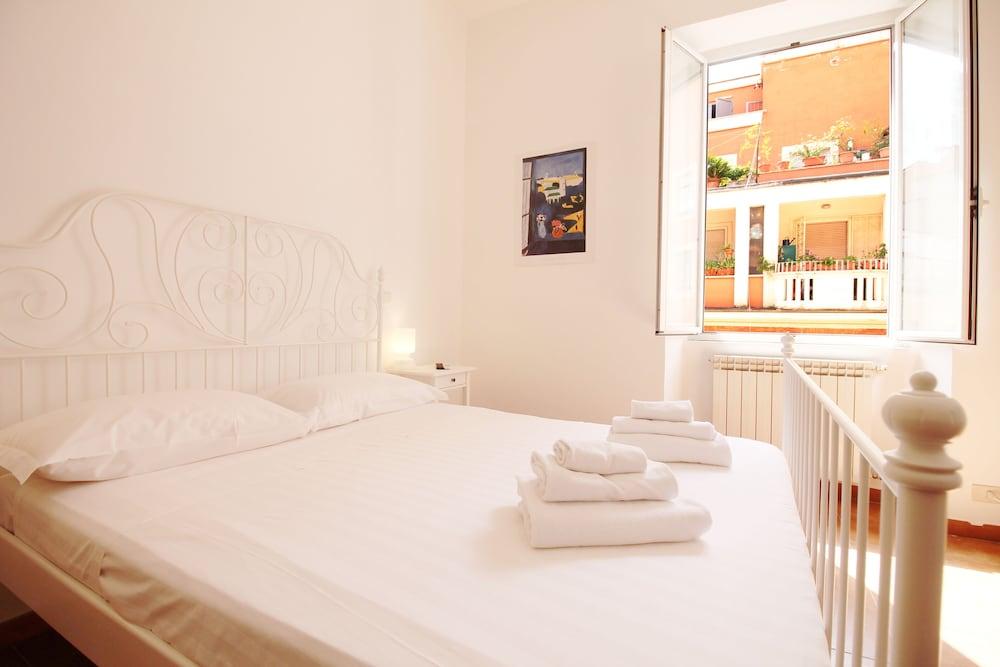 Wonder Colosseum Walk