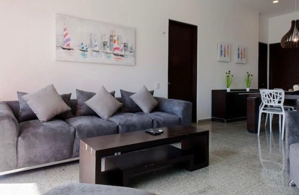 Infinito 203 by Praia