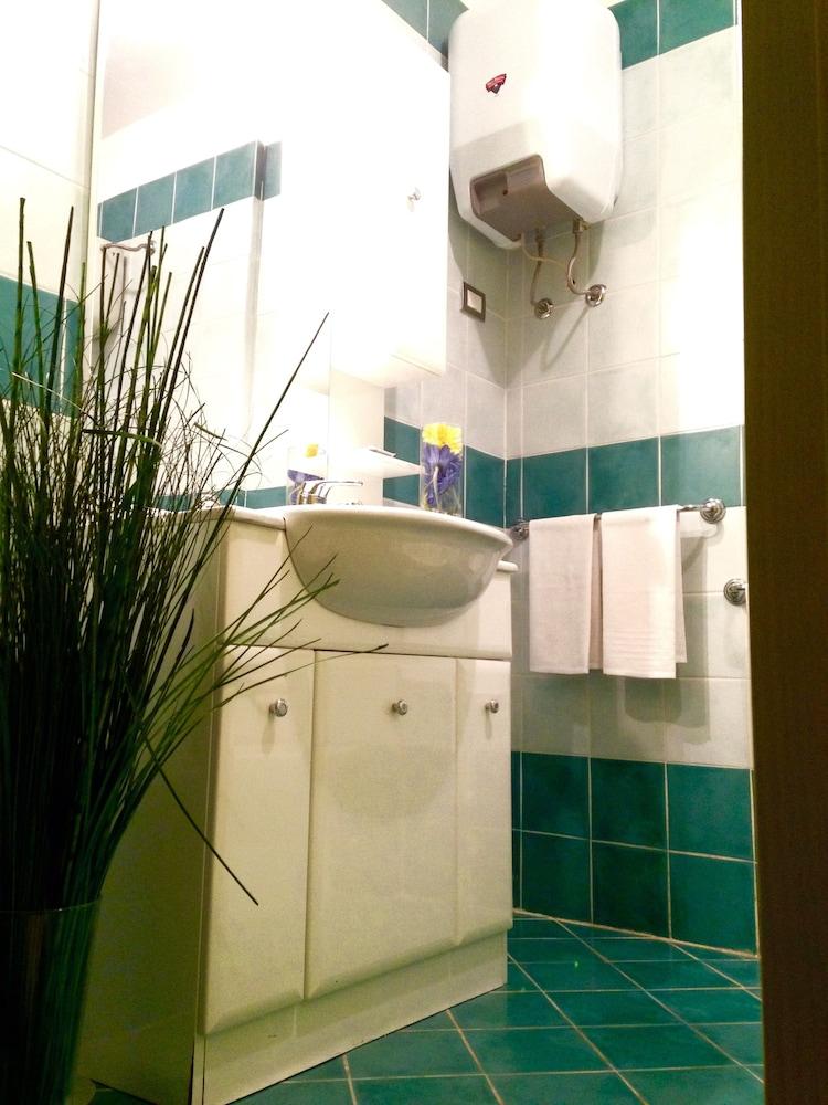 Meta Hotel Residence