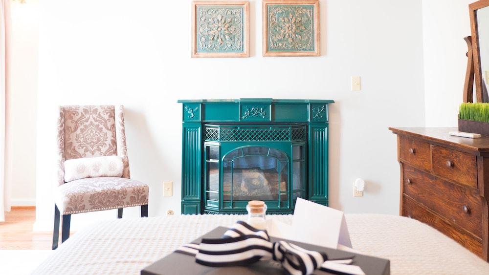 The Manor at Airmont