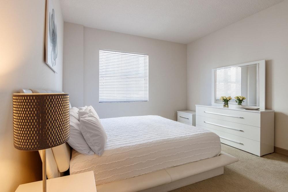 Brickell Family Travel Suites