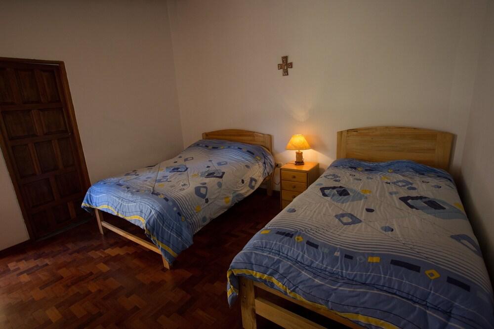 Hospedaje Los Jazmines - Hostel