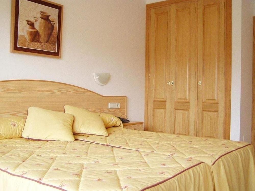 Pensión Playa Mar Cachadiñas