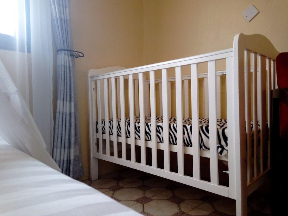 J&J Hotel Apartments