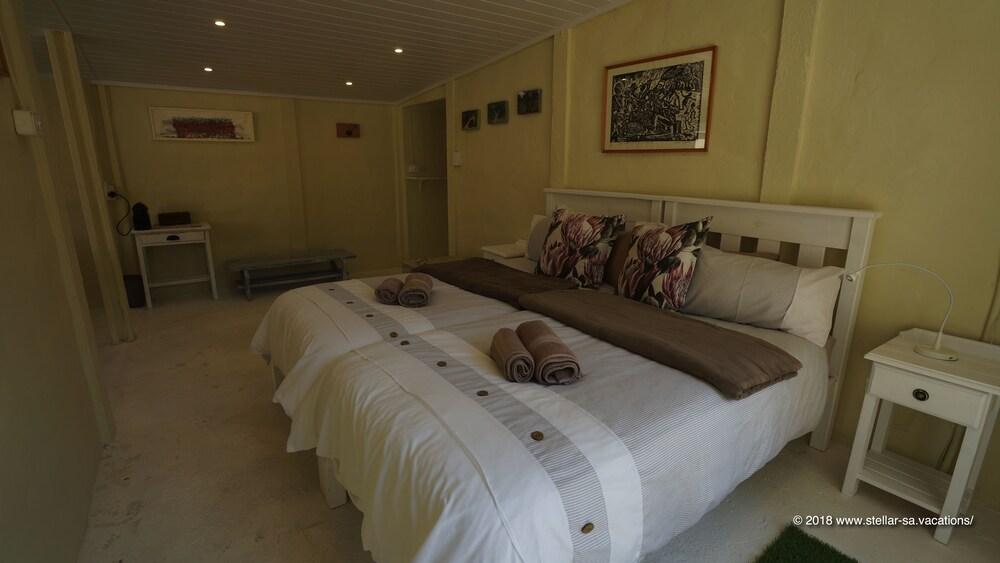 Stellar Overberg Travellers Lodge