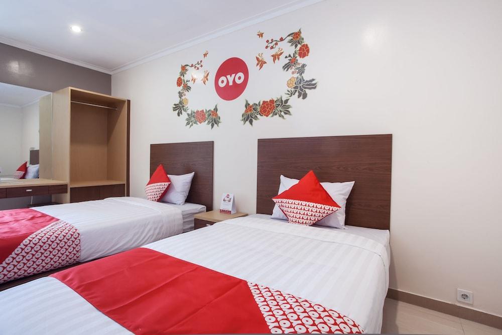 Capital O 134 Lg Residence