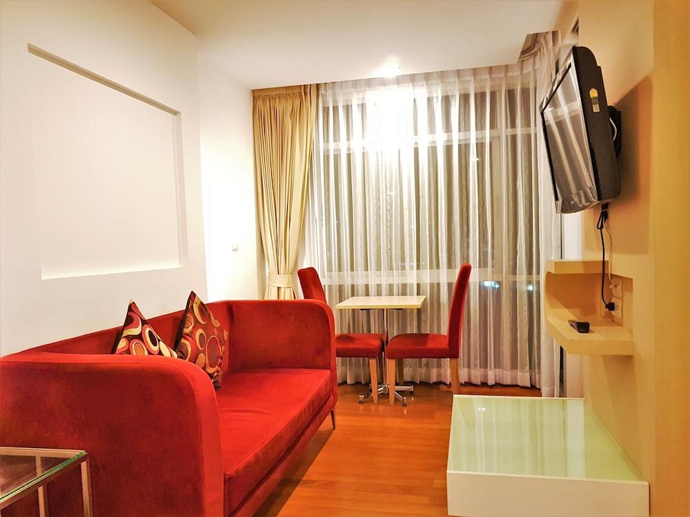 The Art Patong Beach by PHR