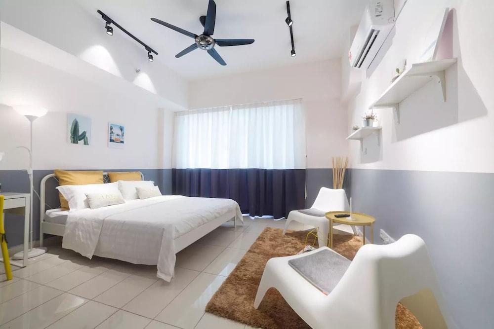 Aeropod Sovo by Tweetbox