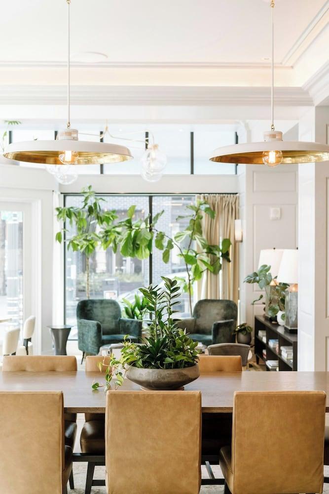 Woodlark Hotel Portland, a Tribute Portfolio Hotel