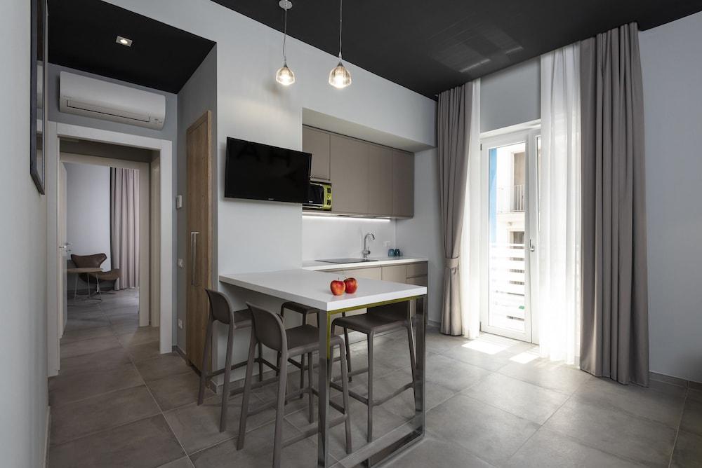 Marconi 1935 B&B and Holiday Home