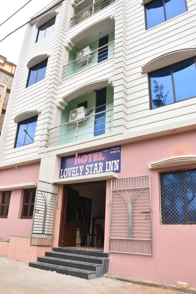 Goroomgo Orchid Beach Inn Puri