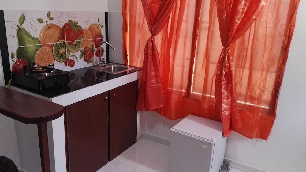 Golden Beach Apartments