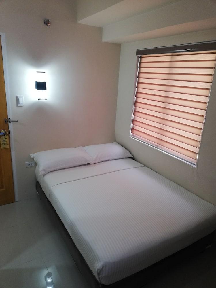 EON Centennial Express Hotel