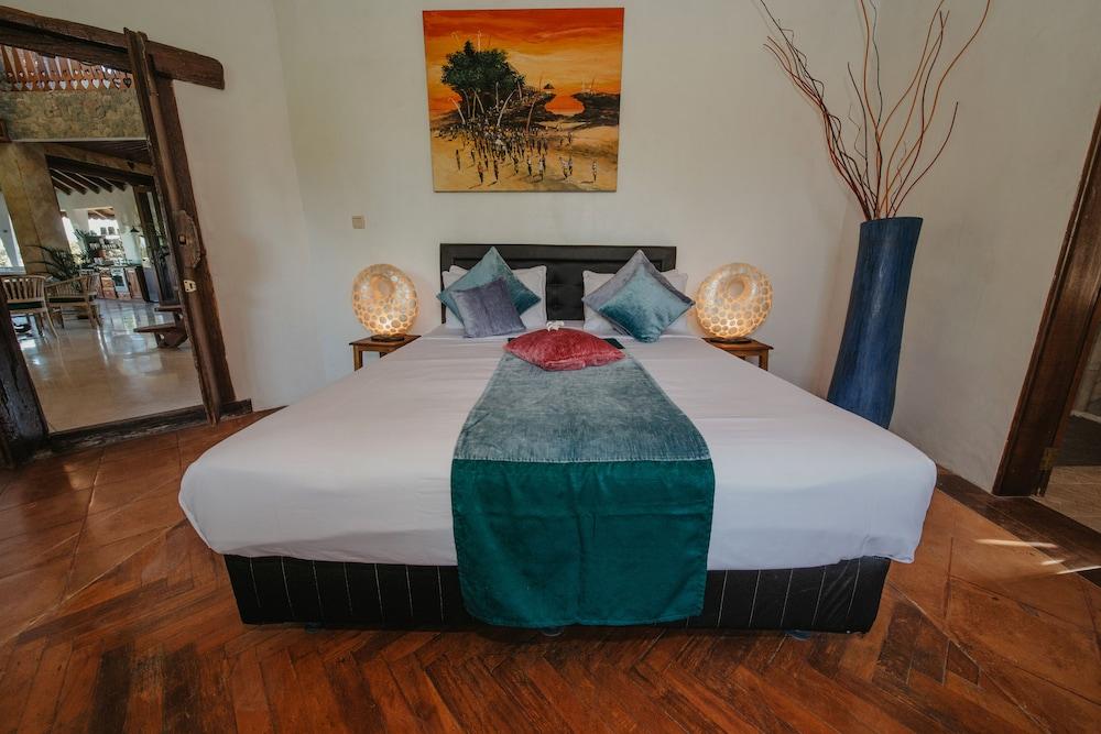 Massive Villa Brawa in Canggu