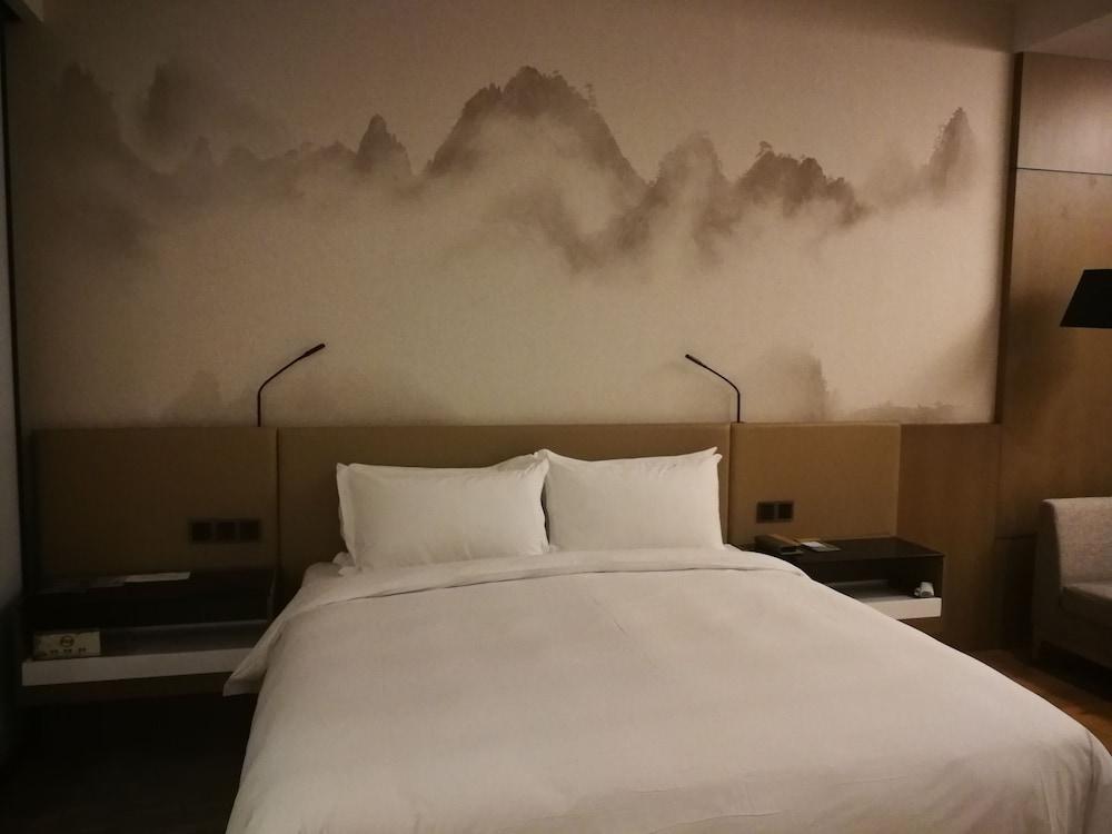 Novotel Deqing Moganshan