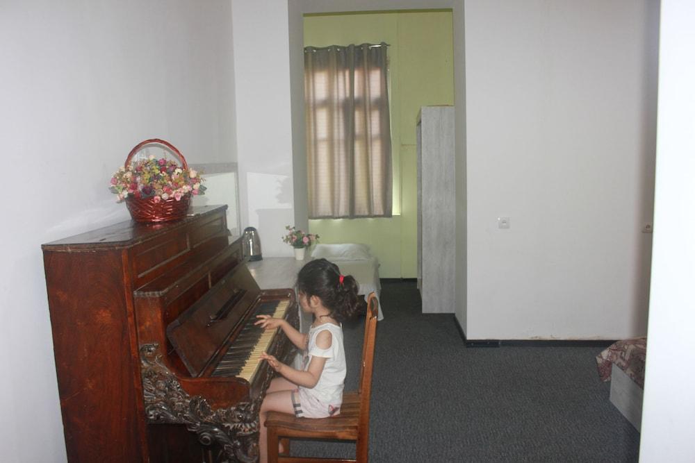 Diamond Georgia Hotel