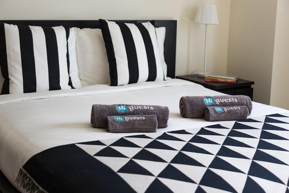 HiGuests - The Residences 5 Tower