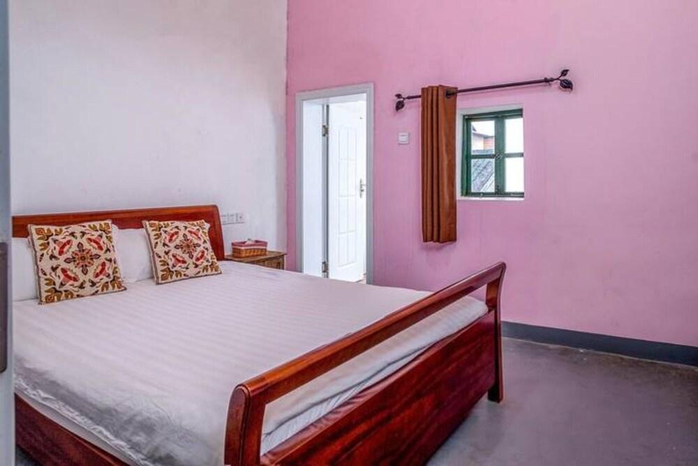 Shenzhen Dapeng Mancheng Theme Hostel