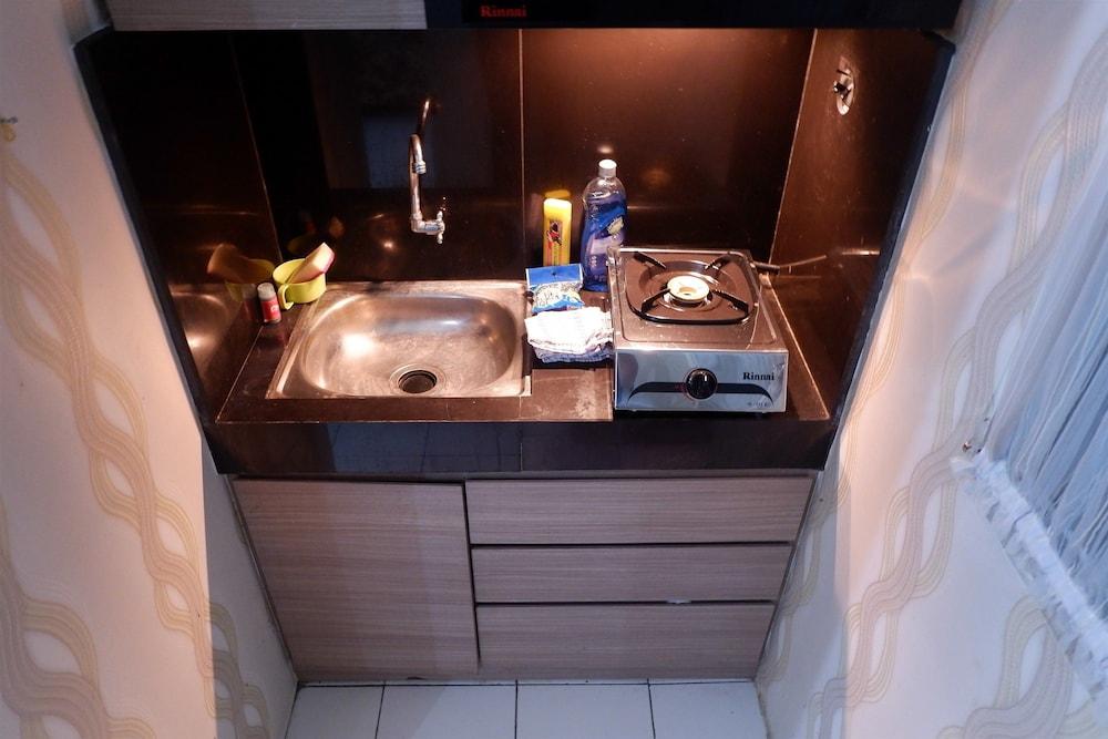 Warm Cozy Menteng Square Apartment