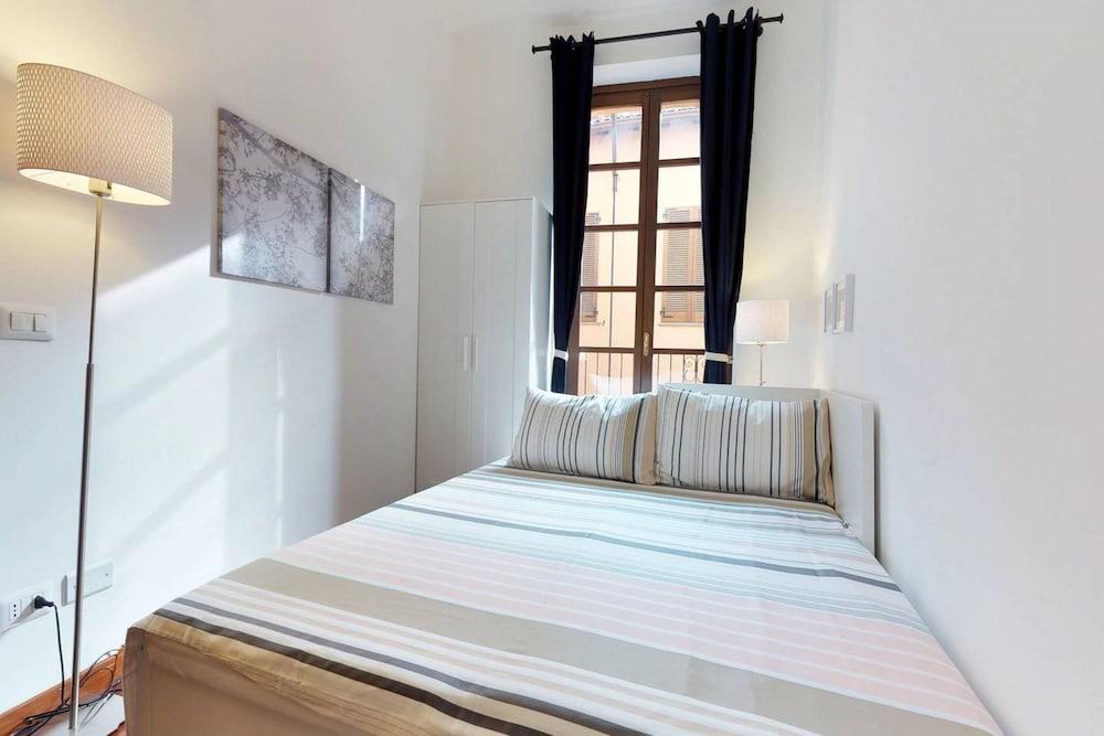 Fashion District Apartment