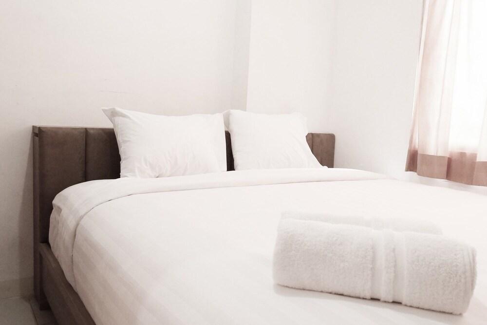 Futuristic Green Palace Kalibata City Apartment