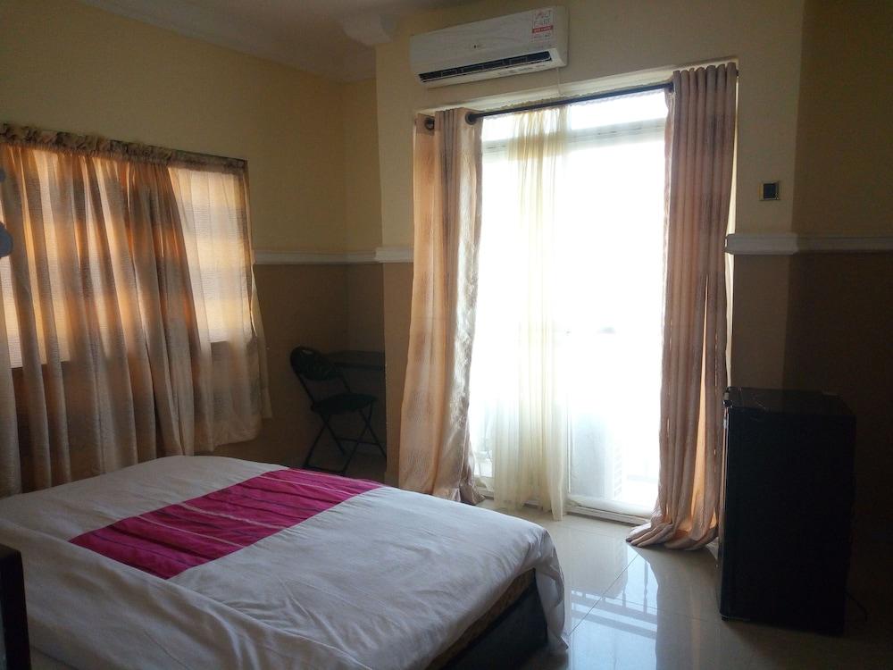 Modroy Hotel and Suites