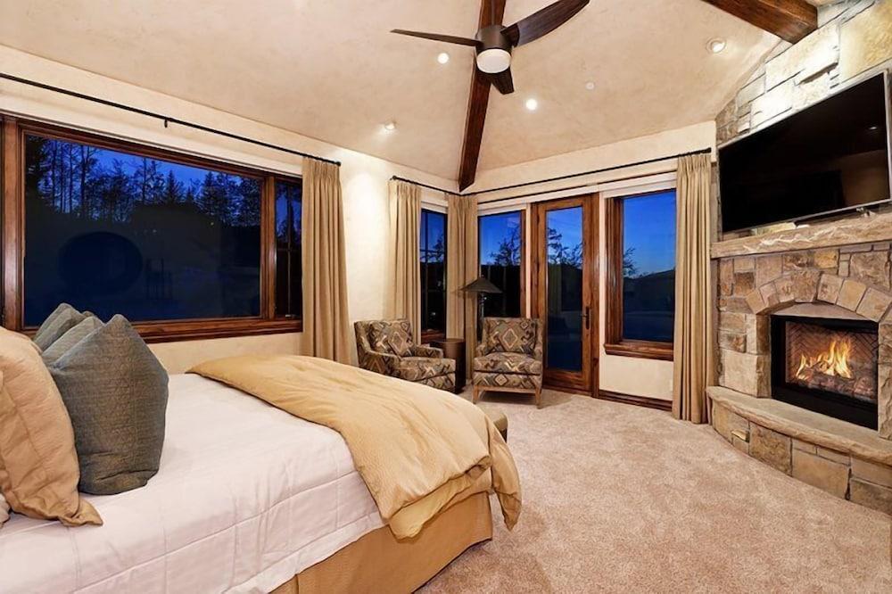 Snowmass Castle Hill