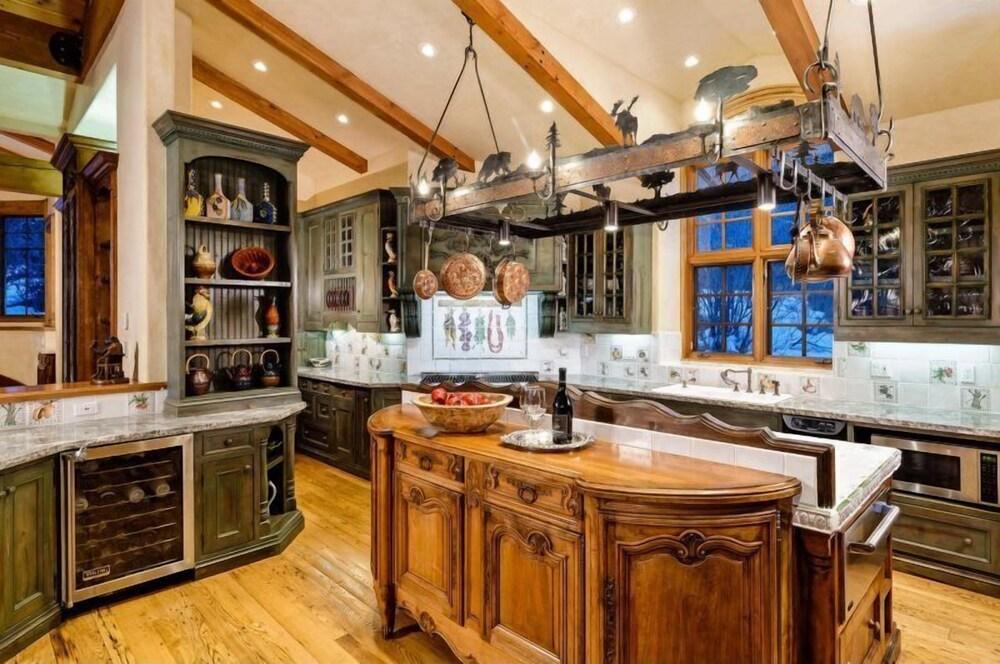 Snowmass Alpine 4 Acre Estate