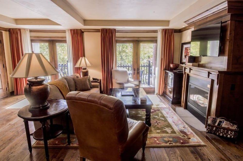 Aspen Mountain Residences 2 Bedroom Luxury Residence Club Condo