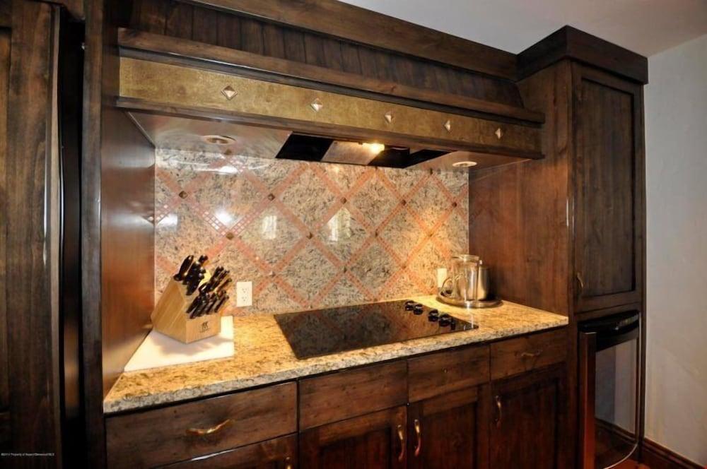 Aspen St Regis Residence Club 2 Bedroom