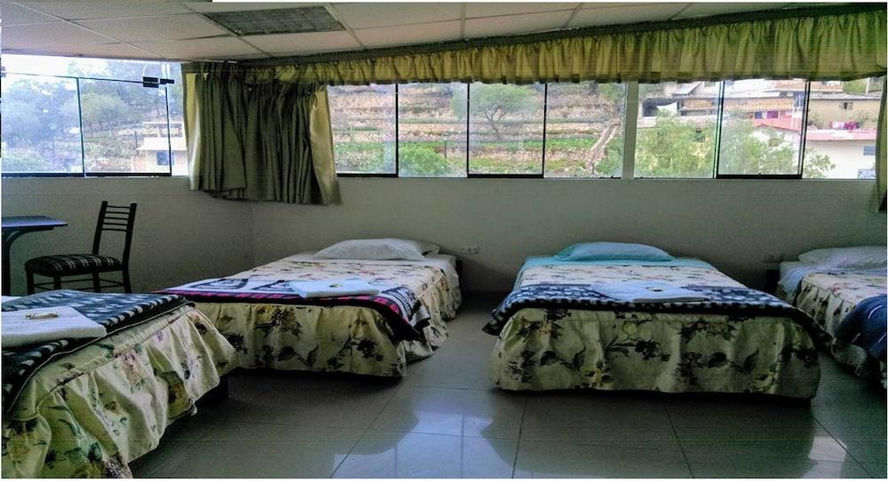 Hostal Cruz de Piedra