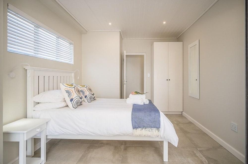 Fork West Apartments - Top Floor 2