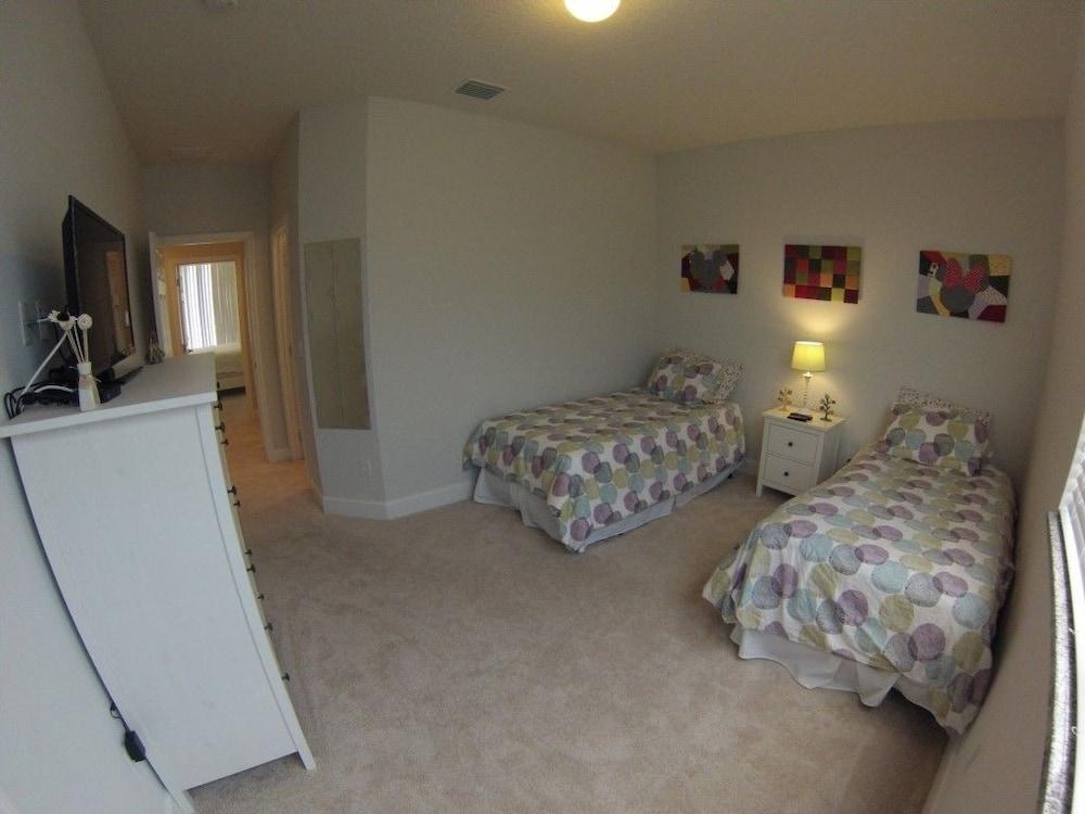 Aco63664 - Serenity - 3 Bed 3 Baths Townhouse