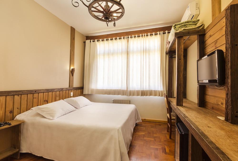 Hotel Fazenda Pampas