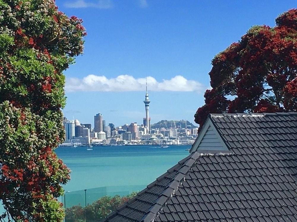 Sea view guest house