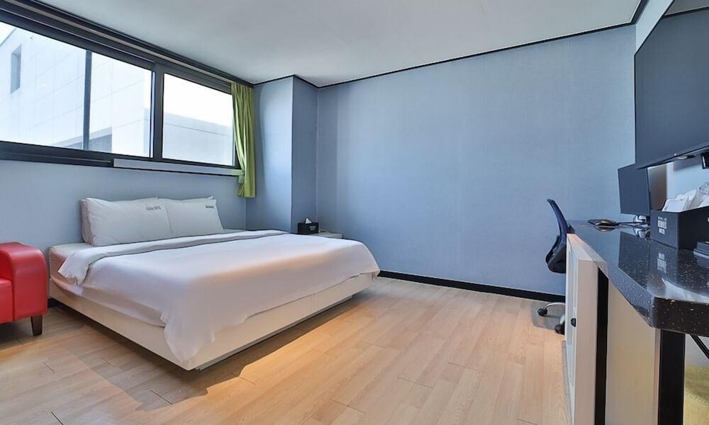 Busan Nampodong Hermes Hotel