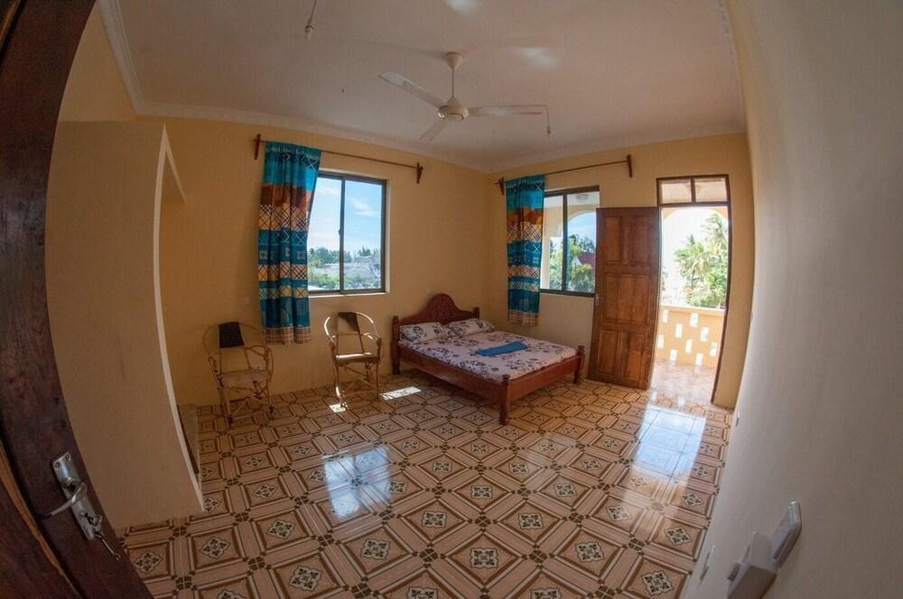 SunSeaBar Kite House