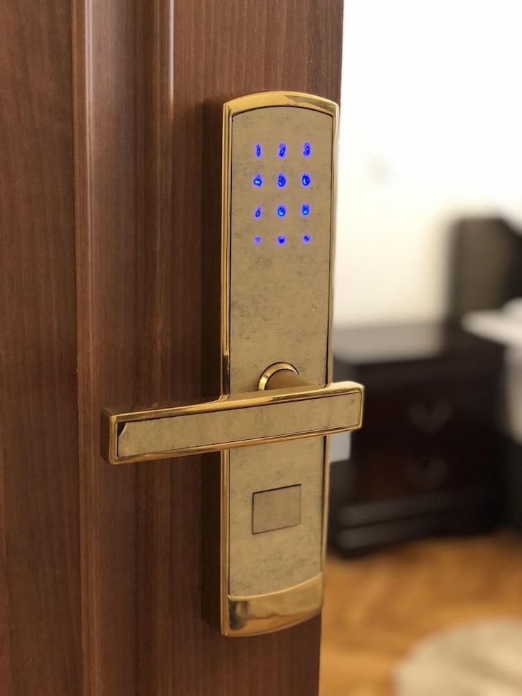 Musik Apartments Old Town