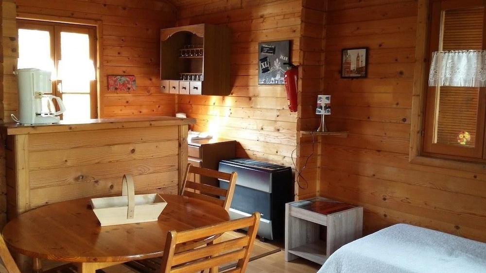 Les Chalets De Fiolles