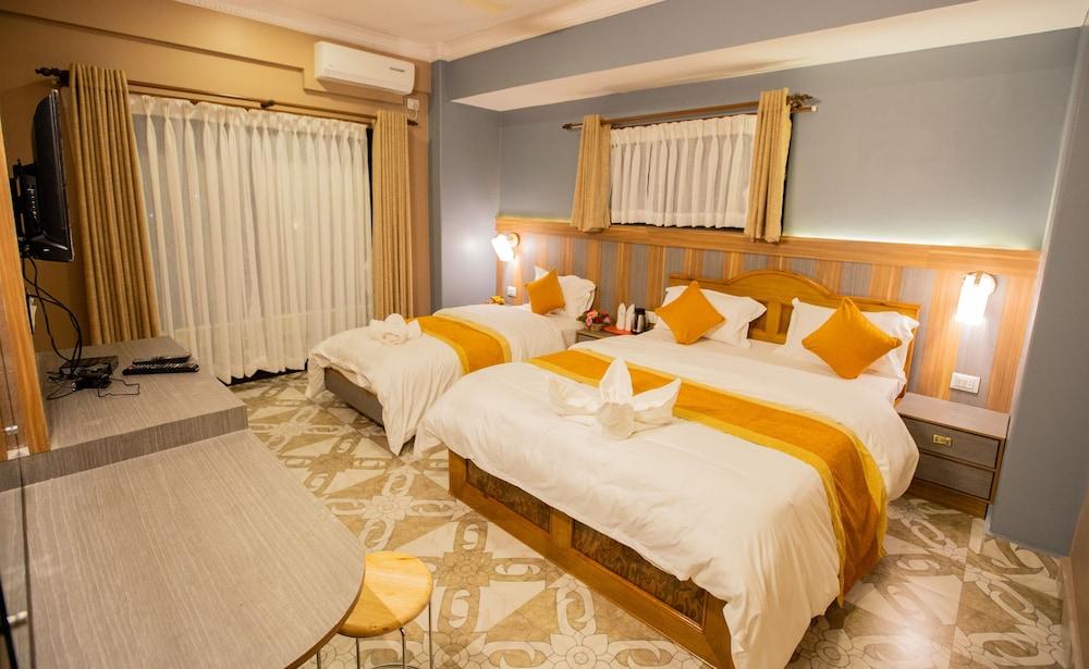 Hotel Visitors Inn, Pokhara