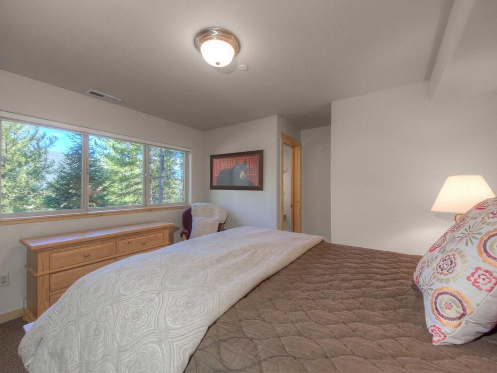 Big Sky - Bear Track Lodge