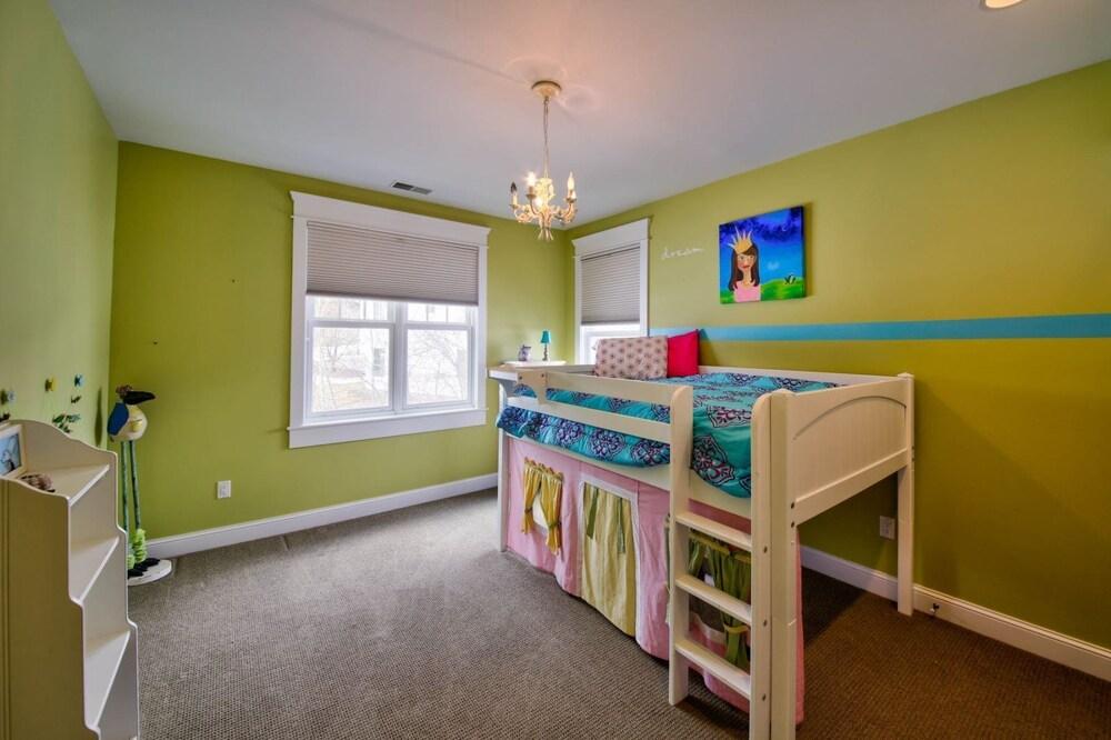 Bozeman - Beach Escape