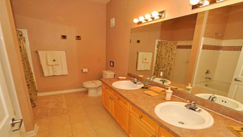 Tr319 - Terrace Ridge - 2 Bed 2 Baths Condo