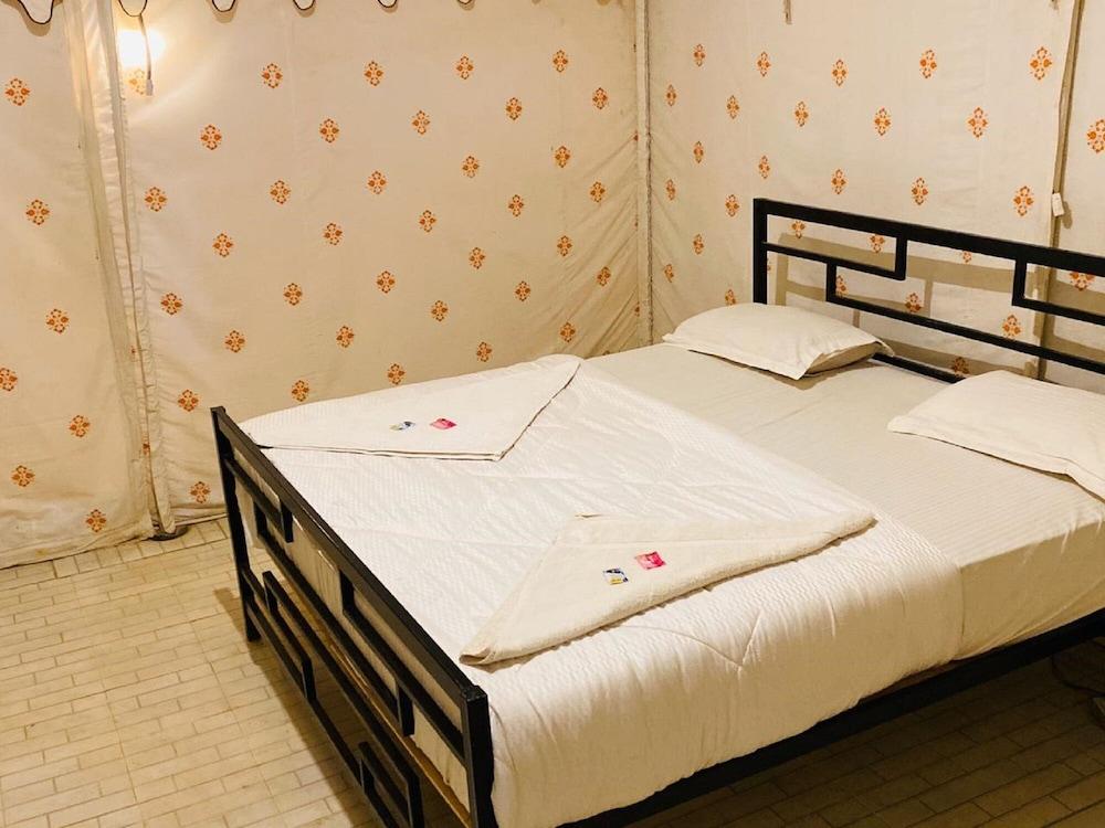 Bhawana Camp and Resorts