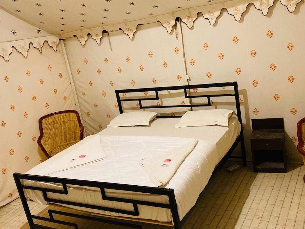 Bhawana Camp and Resorts