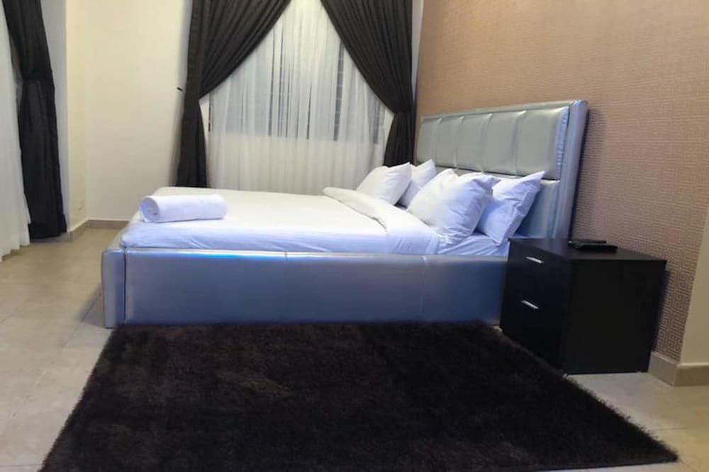 Perfect Havens at Goosepen Oniru