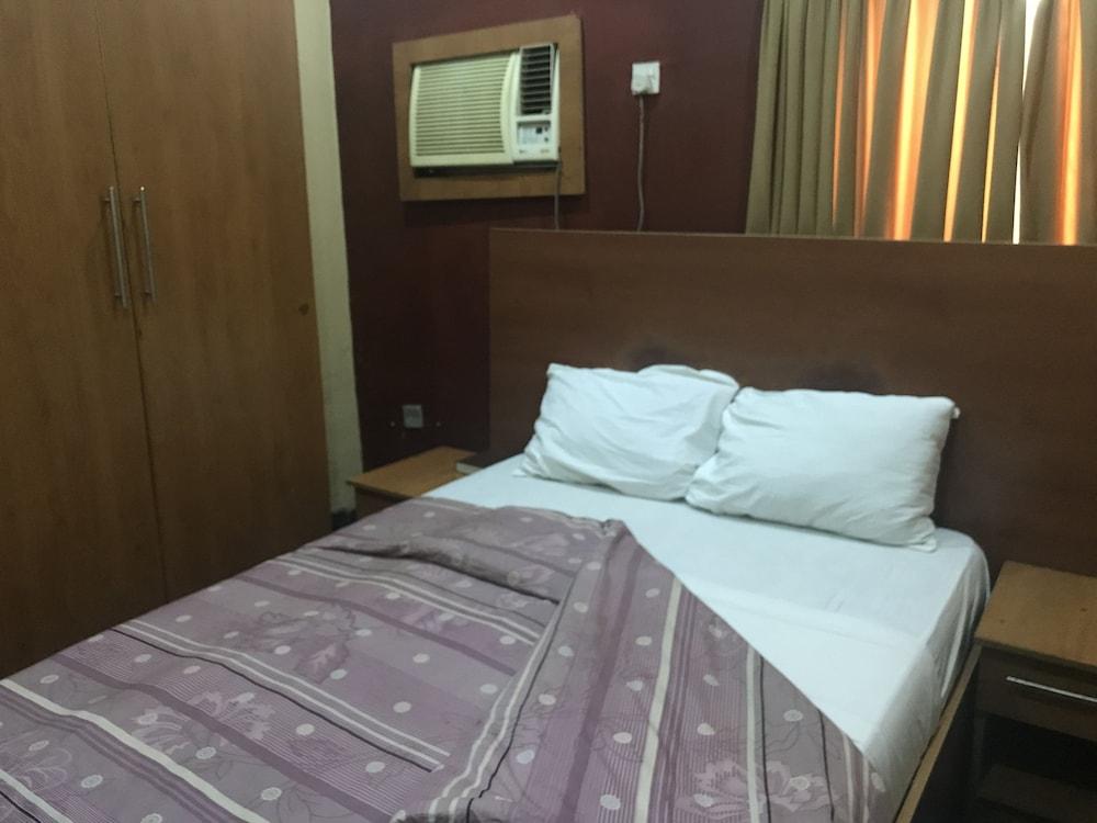 Grand Riviera Suites