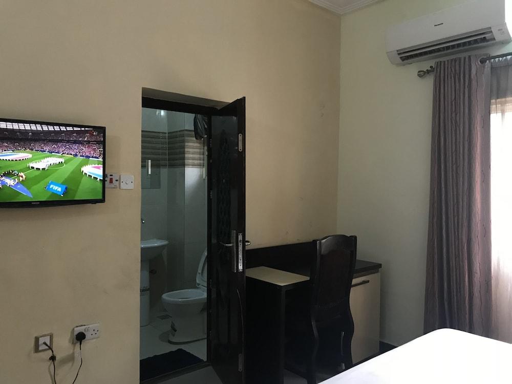 PennyHill Suites and Resorts