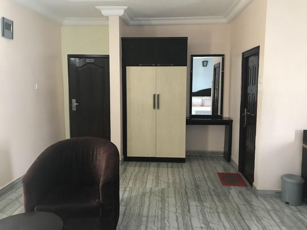 PennyHill Suites and Resorts