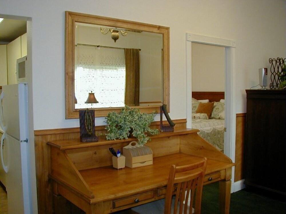 Bozeman - Fish Tales